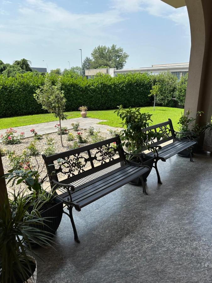 Villa 2 Cassano dʼAdda Eksteriør bilde
